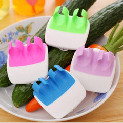 Finger Held Peeler