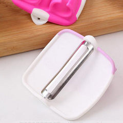 Finger Held Peeler